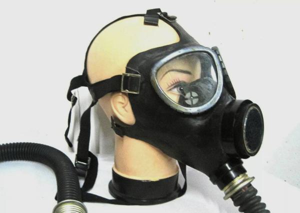 Gasmaske Gummischlauch Beatmungsbeutel Inhalator Gummi Latex Fetisch Pumpe DDR